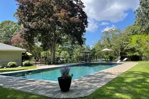 8 Coolidge Ln, East Quogue, NY 11942 - Photo 4