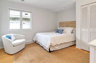 8 Coolidge Ln, East Quogue, NY 11942 - Photo 18