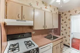 18-70 211th St, Bayside, NY 11360 - Photo 14