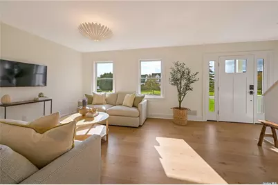 [Address not provided], Mattituck, NY 11952 - Photo 4