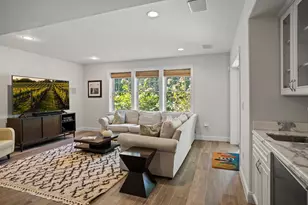 6 Ocean View Pkwy, Southampton, NY 11968 - Photo 32