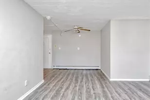 222 Smith St, Freeport, NY 11520 - Photo 6