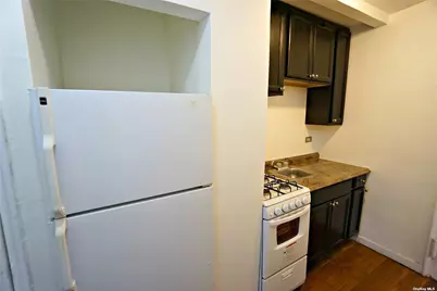 66-92 Selfridge Street #1E, Forest Hills, NY 11375 - Photo 2