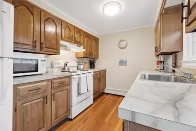 220 Fiddler Lane, Greenport, NY 11944 - Photo 6