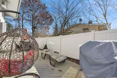 72 Shinbone Lane, Commack, NY 11725 - Photo 26