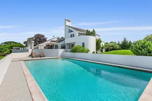 11 Watersedge Ct, Westhampton Beach, NY 11978 - Photo 2