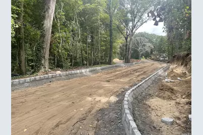 47 Laurel Lane, Locust Valley, NY 11560 - Photo 24