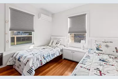 38 Homesite Avenue #Spruce, Seaview, NY 11770 - Photo 14