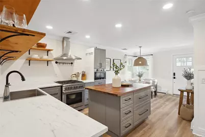 28 Argonne West Road, Hampton Bays, NY 11946 - Photo 4