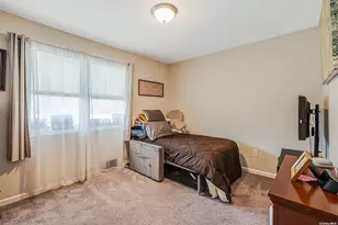 19 Wards Ln, Bellport, NY 11713 - Photo 14