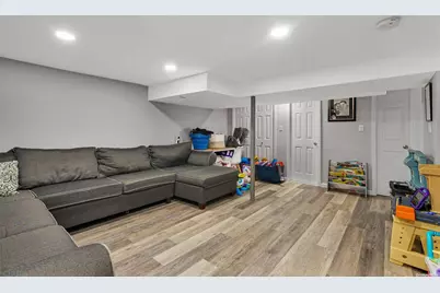 19 Wards Lane, Bellport, NY 11713 - Photo 22