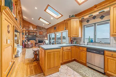 28 Koral Drive, Southampton, NY 11968 - Photo 12