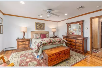 28 Koral Drive, Southampton, NY 11968 - Photo 18