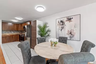 142-25 Latham Lane, Jamaica, NY 11434 - Photo 22