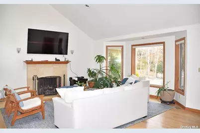 49 Old Main Road, Quogue, NY 11959 - Photo 4