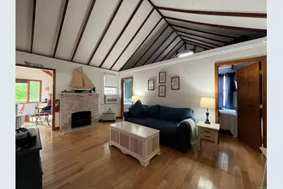 896 Evergreen, Ocean Beach, NY 11770 - Photo 6
