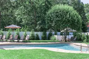 4 Landing Ln, East Quogue, NY 11942 - Photo 2