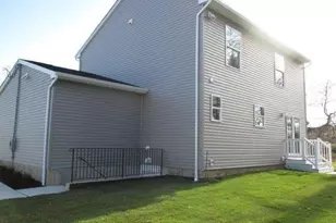 427 Macdonald Ave, Bellport, NY 11713 - Photo 6