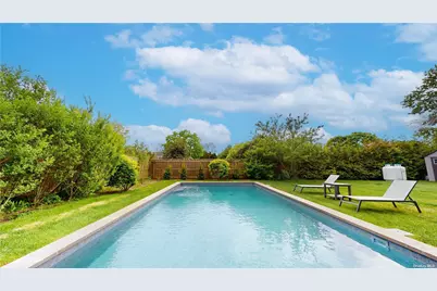 6 West End Avenue, East Quogue, NY 11942 - Photo 22