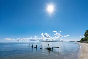 300 Marion Pl, East Marion, NY 11939 - Photo 30