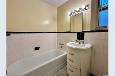 69-09 108th Street #312, Forest Hills, NY 11375 - Photo 8