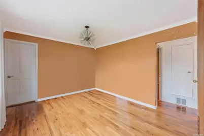 815 Americus Avenue, Patchogue, NY 11772 - Photo 8