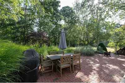 870 Stars Road, East Marion, NY 11939 - Photo 22
