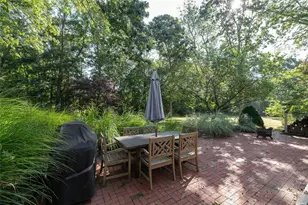 870 Stars Rd, East Marion, NY 11939 - Photo 22