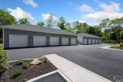 21 Montauk Hwy #8, Westhampton, NY 11977 - Photo 8