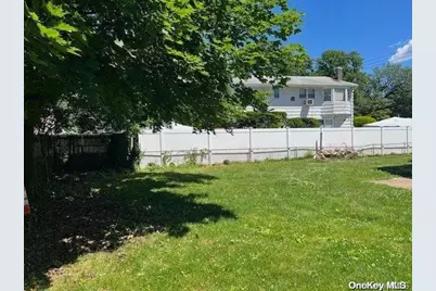 1420 Grand Avenue, Baldwin, NY 11510 - Photo 2