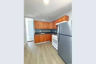 36 Walnut Road, Inwood, NY 11096 - Photo 4