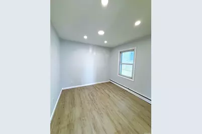 36 Walnut Road, Inwood, NY 11096 - Photo 6