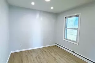 36 Walnut Rd, Inwood, NY 11096 - Photo 6