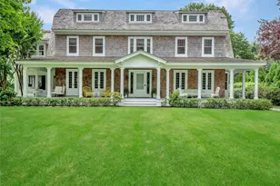 9 Ocean Ave, Quogue, NY 11959 - Photo 2