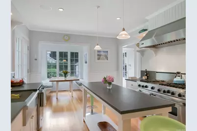 9 Ocean Avenue, Quogue, NY 11959 - Photo 10