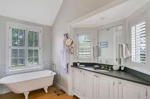 9 Ocean Ave, Quogue, NY 11959 - Photo 16