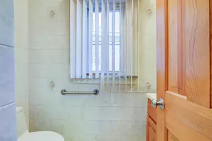 88-27 196th St, Hollis, NY 11423 - Photo 22