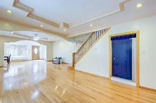 88-27 196th St, Hollis, NY 11423 - Photo 14