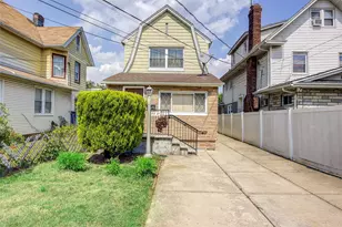 88-27 196th St, Hollis, NY 11423 - Photo 2