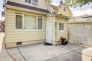 88-27 196th St, Hollis, NY 11423 - Photo 8