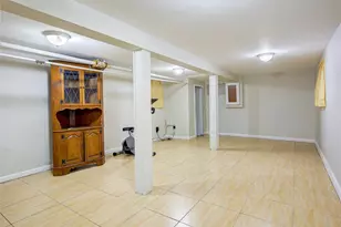 88-27 196th St, Hollis, NY 11423 - Photo 40