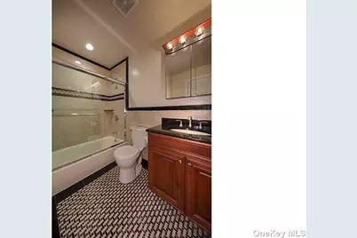 1 Brookwood Drive #1403B, Coram, NY 11727 - Photo 6