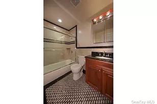 1 Brookwood Dr, Coram, NY 11727 - Photo 6