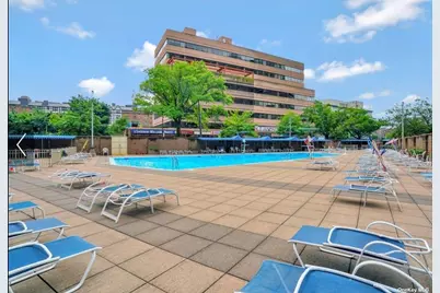 70-25 Yellowstone Boulevard #12O, Forest Hills, NY 11375 - Photo 20