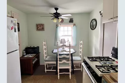 63 Bungalow Walk, Ocean Beach, NY 11770 - Photo 4