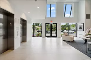 218 Middle Neck Rd, Great Neck, NY 11021 - Photo 22