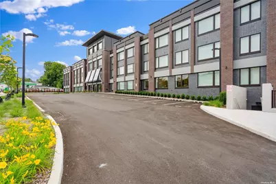 218 Middle Neck Road #108, Great Neck, NY 11021 - Photo 14