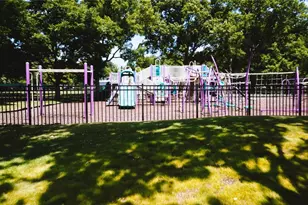 218 Middle Neck Rd, Great Neck, NY 11021 - Photo 26