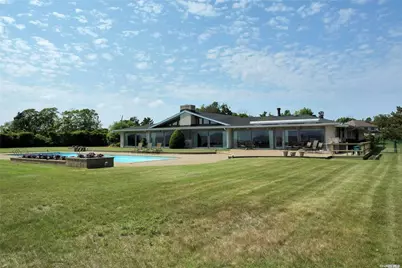 115 S Saxon Avenue, Bay Shore, NY 11706 - Photo 22