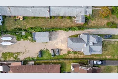 38 Park Avenue, Amityville, NY 11701 - Photo 4